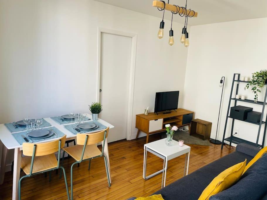 Charming & Cocooning Flat - Canal De L'Ourq Пантен Екстериор снимка